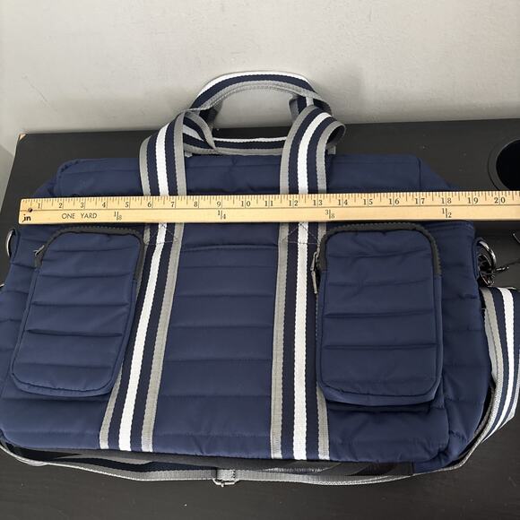 Think Royln The Highlander Duffel Bag w/ Trolly Sleeve Navy Blue NEW With Tags - Picture 8 of 9